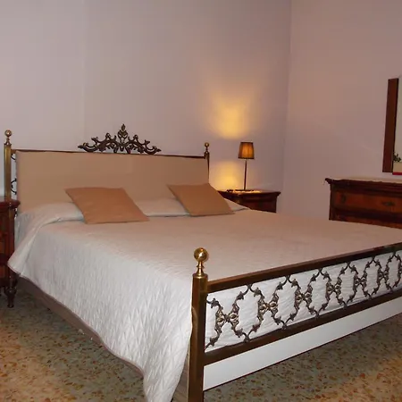 B&B Big Brother Bed &