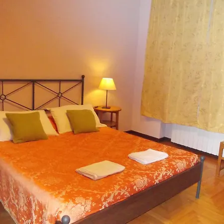 B&B Big Brother Bed & 3*